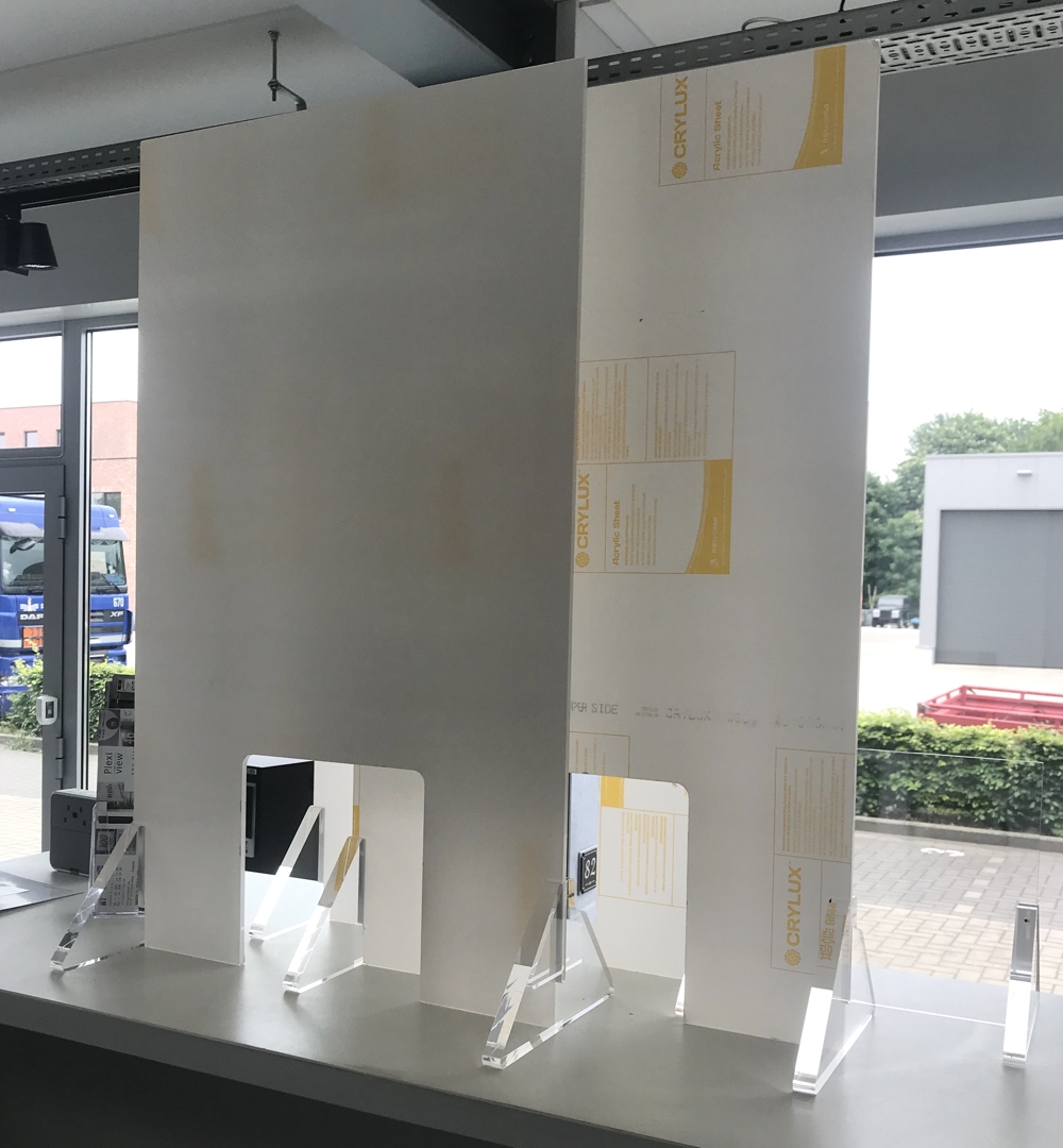 Bescherm panelen in plexi-glas