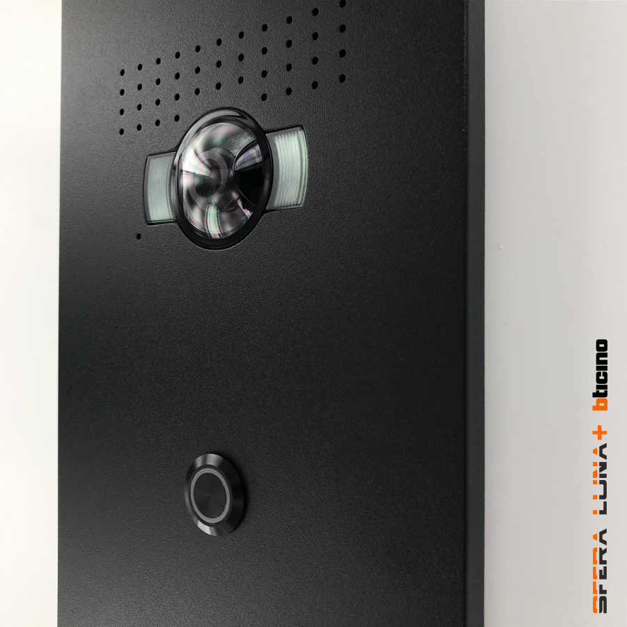 SFERA LUNA+ Lettore per bagno/RFID Videocitofonia di alta gamma  Bticino