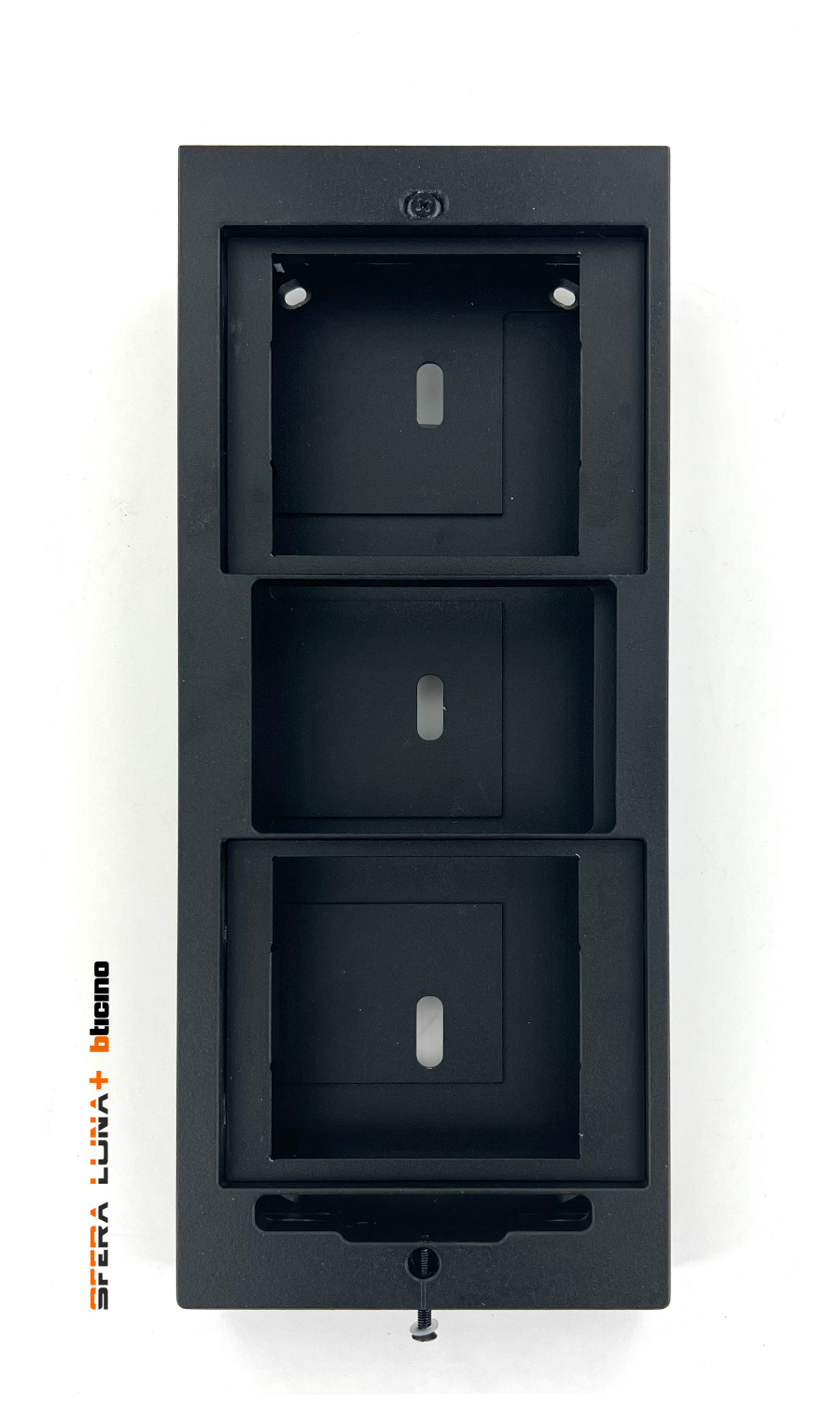 Scatola fuori muro SFERA LUNA 3 MODULI per kit Bticino 363931 o kit Bticino 354014 Scatola fuori muro SFERA LUNA 3 MODULI per kit Bticino 363931 o kit Bticino 354014